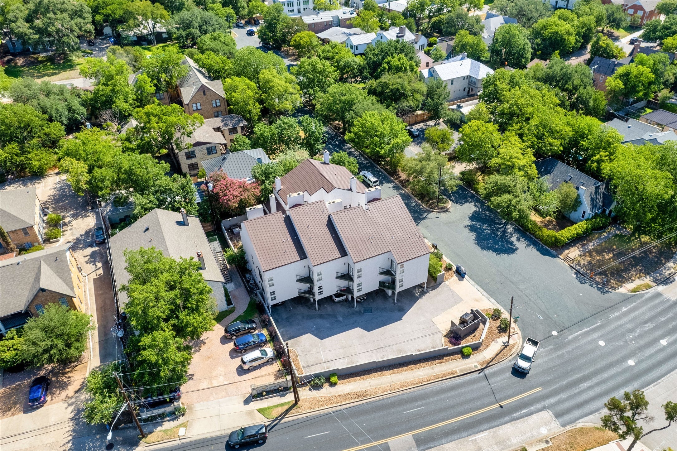 Photo of Listing #7295945