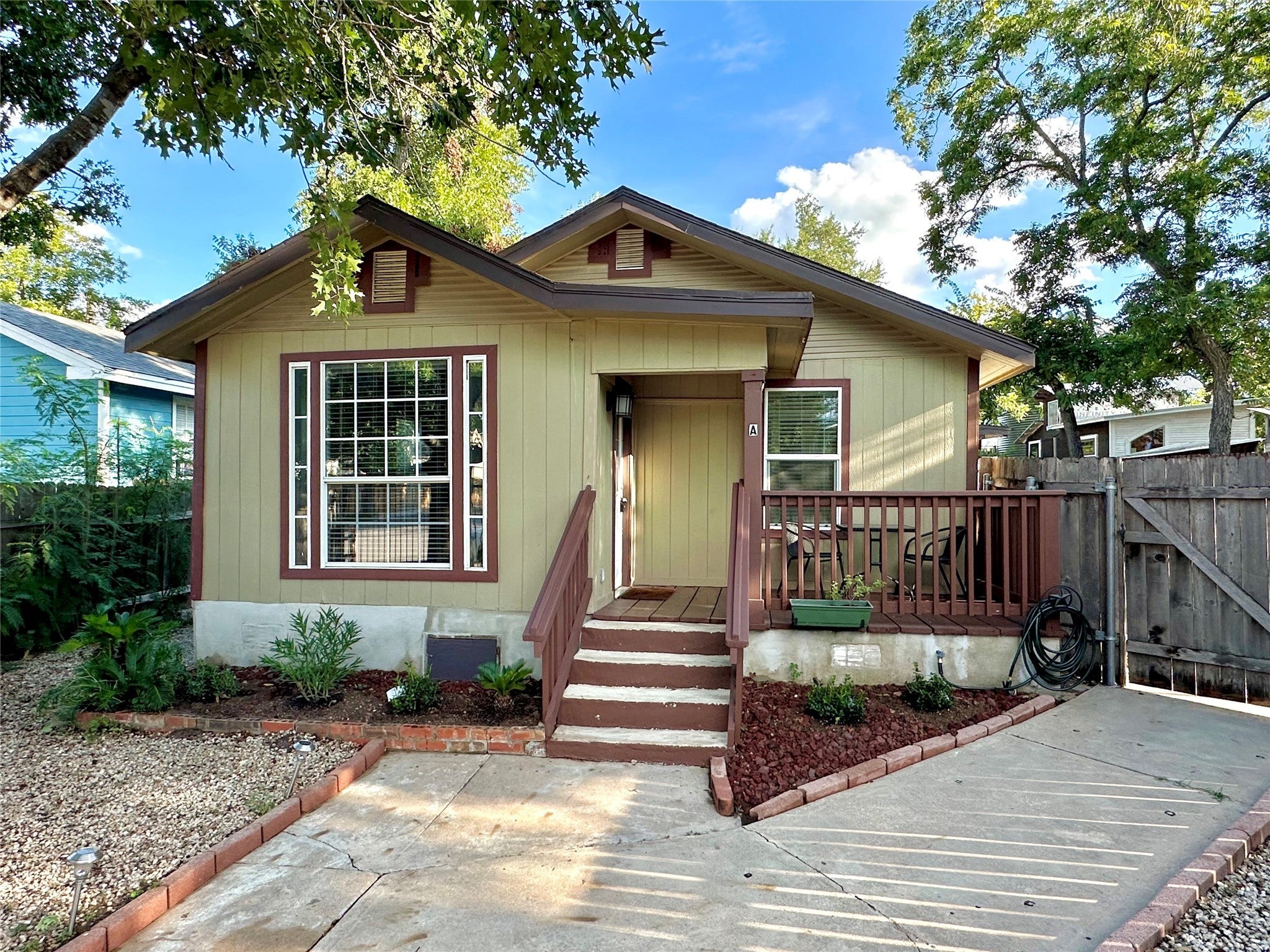 Photo of Listing #9975345