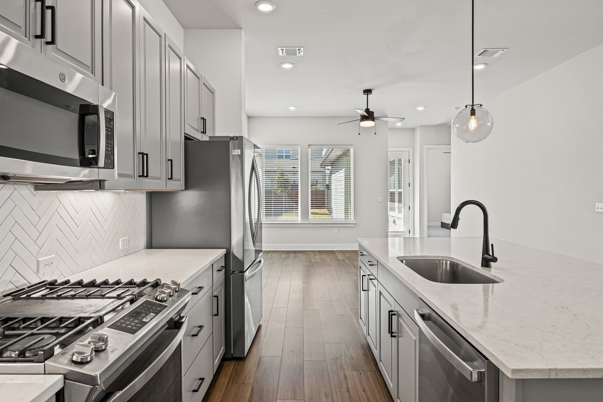 Photo of Listing #4020505