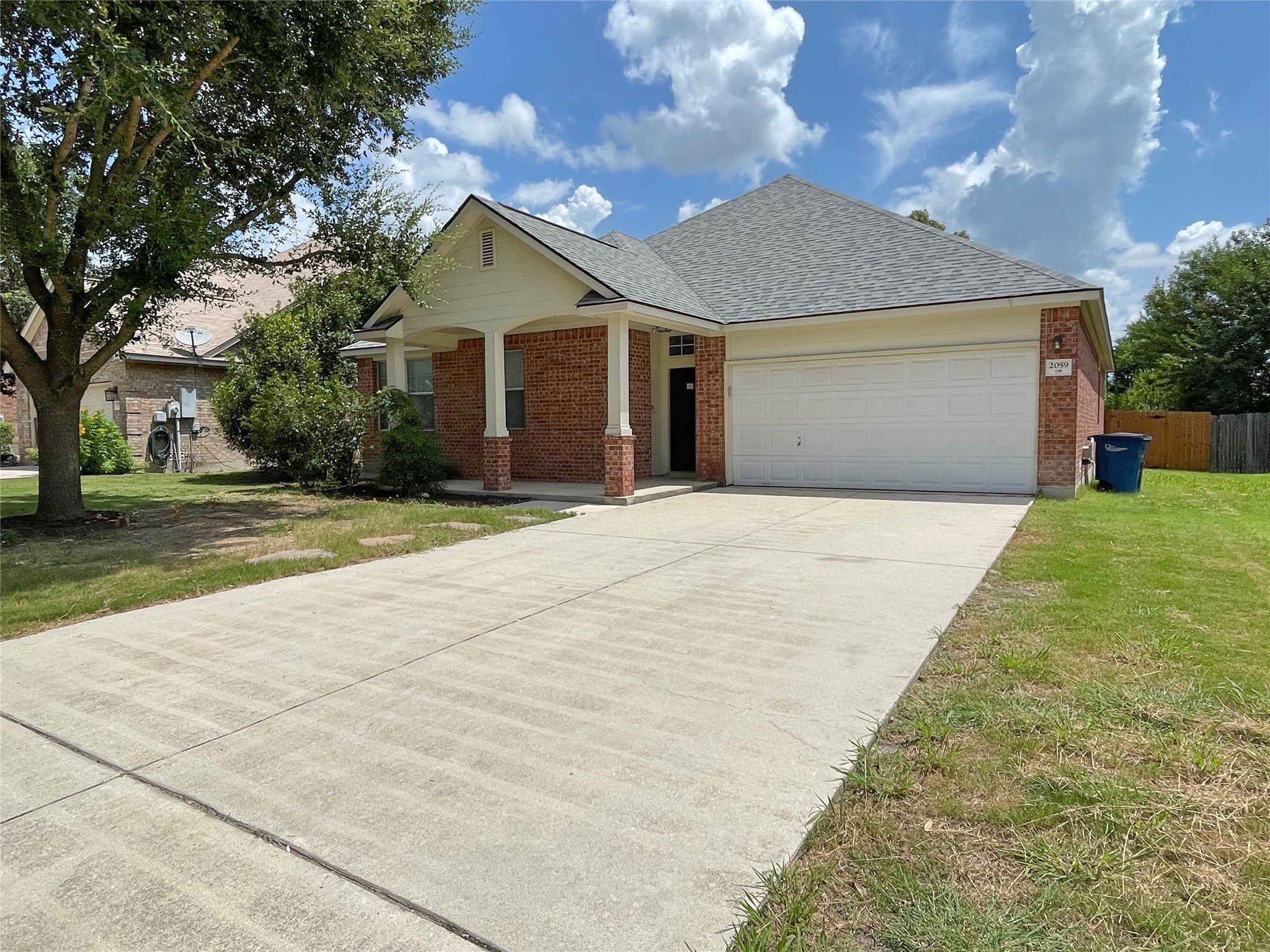 Photo of Listing #8099309