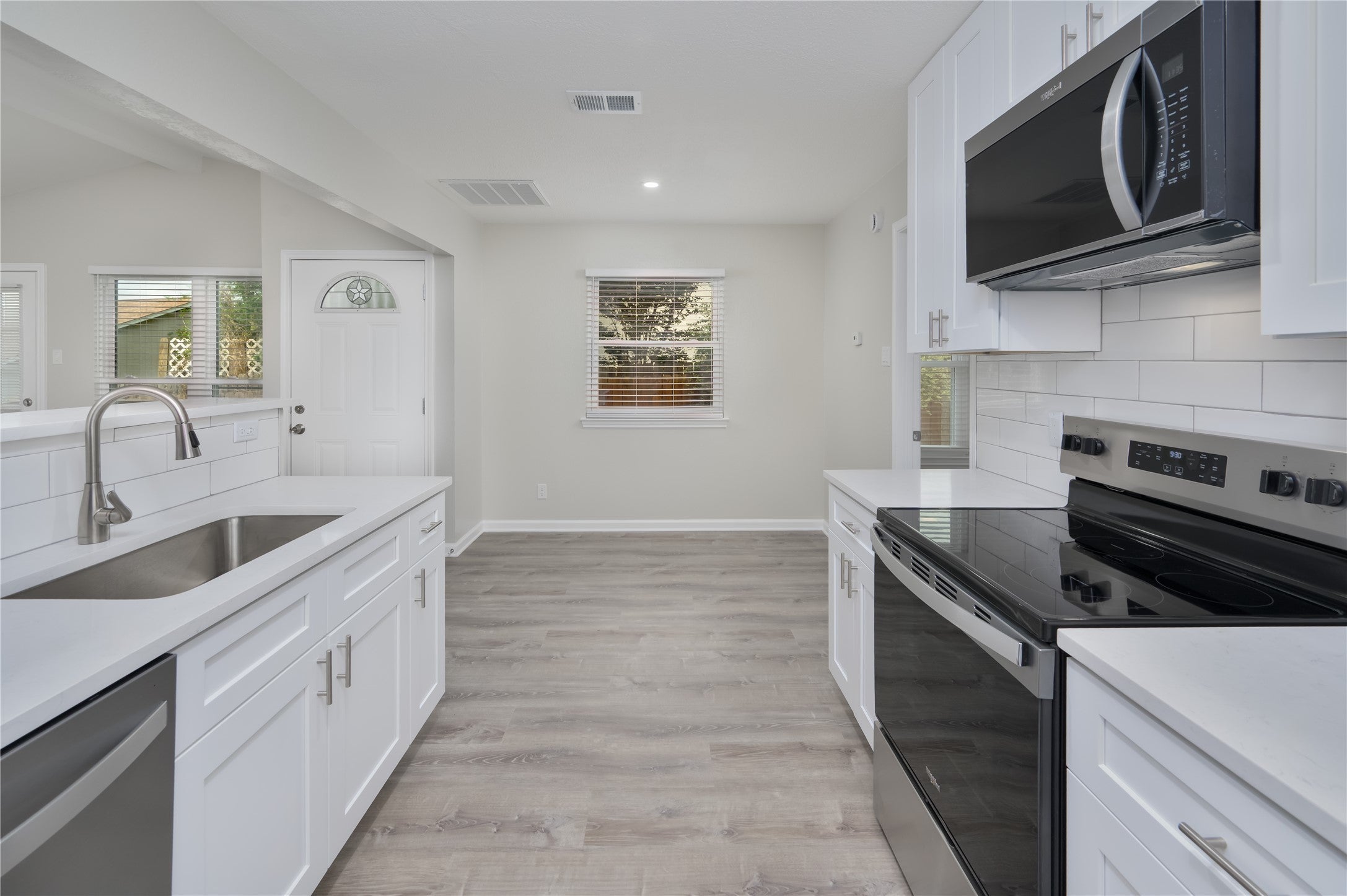 Photo of Listing #9772923