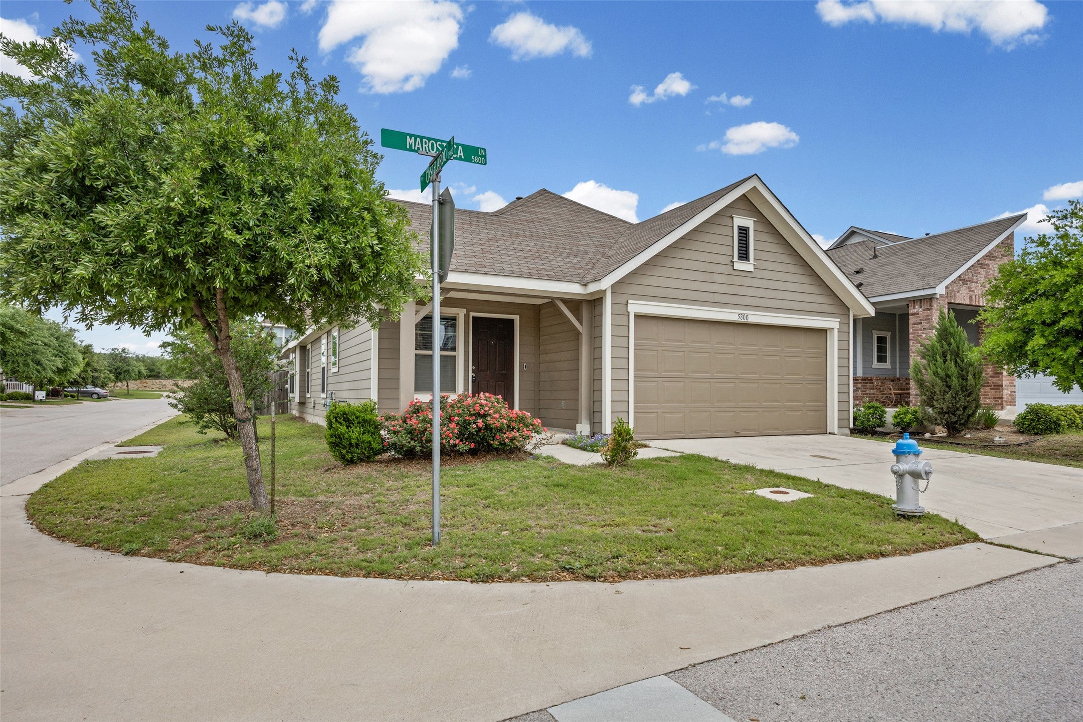 Photo of Listing #4007148