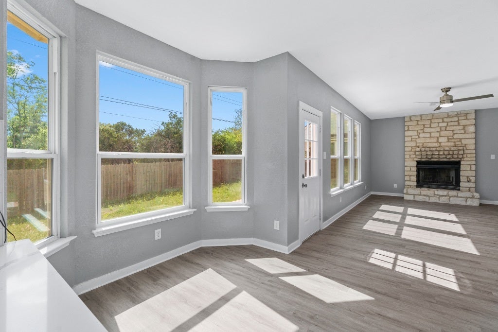 Photo of Listing #3282518