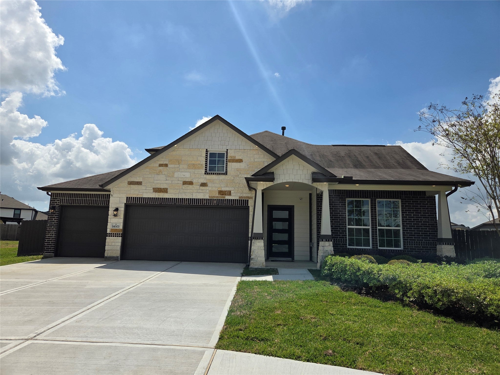 Photo of Listing #6235032