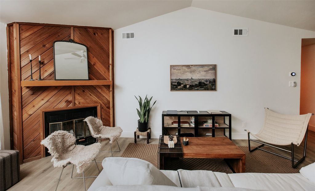 11210 Hidden Bluff Drive, Austin