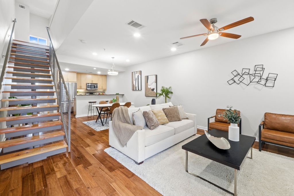 503 Swanee Drive 19, Austin