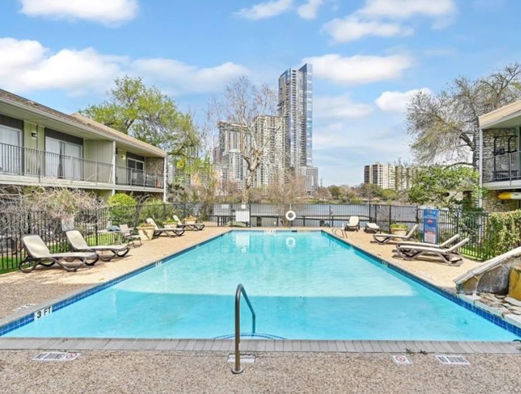 500 E Riverside Drive 242, Austin