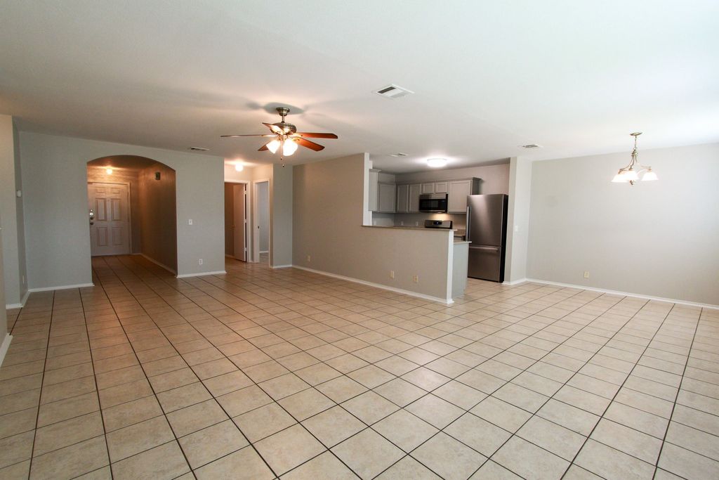 11712 Morning View Drive, Del Valle