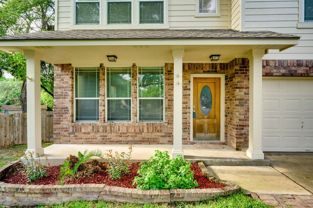 1112 Sundrop Place, Round Rock