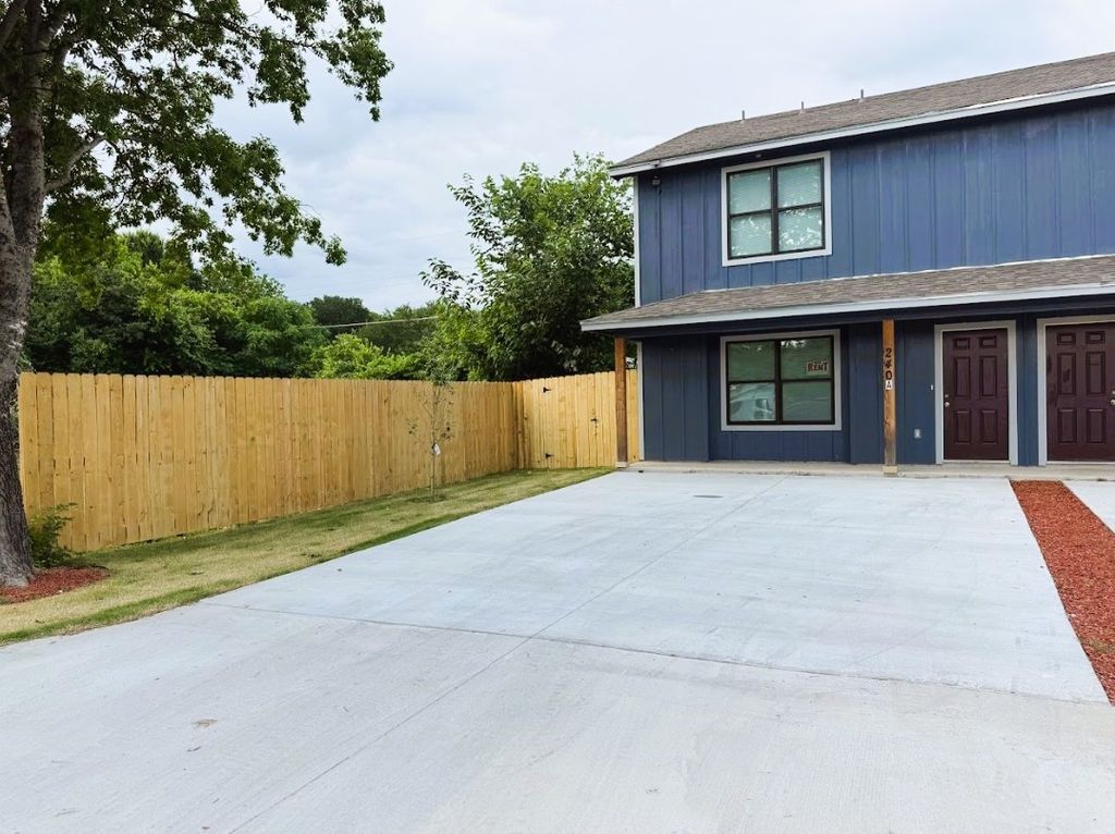 240 W Elm Street A, Nolanville