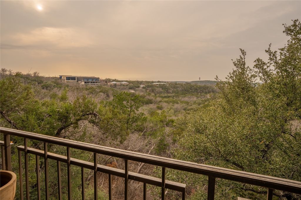 8200 Neely Drive 209, Austin