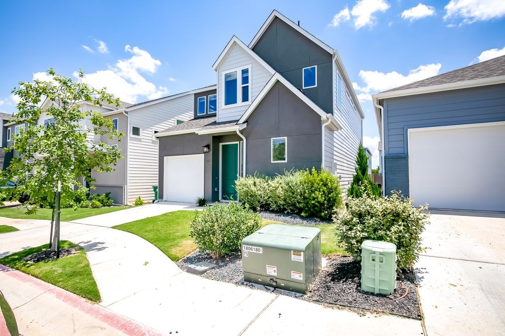 15107 Forum Avenue, Pflugerville