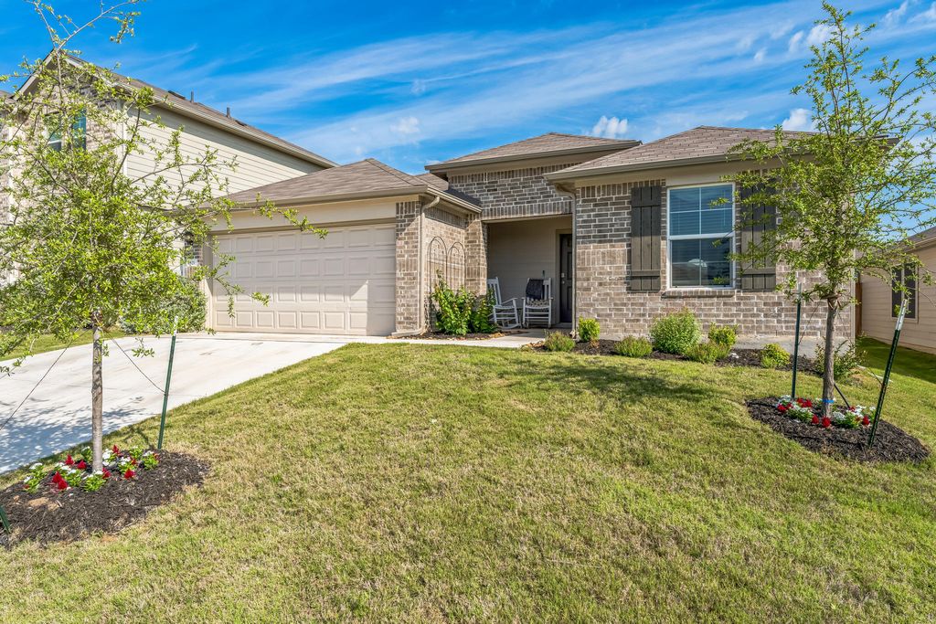 821 Bahia Pl, Seguin