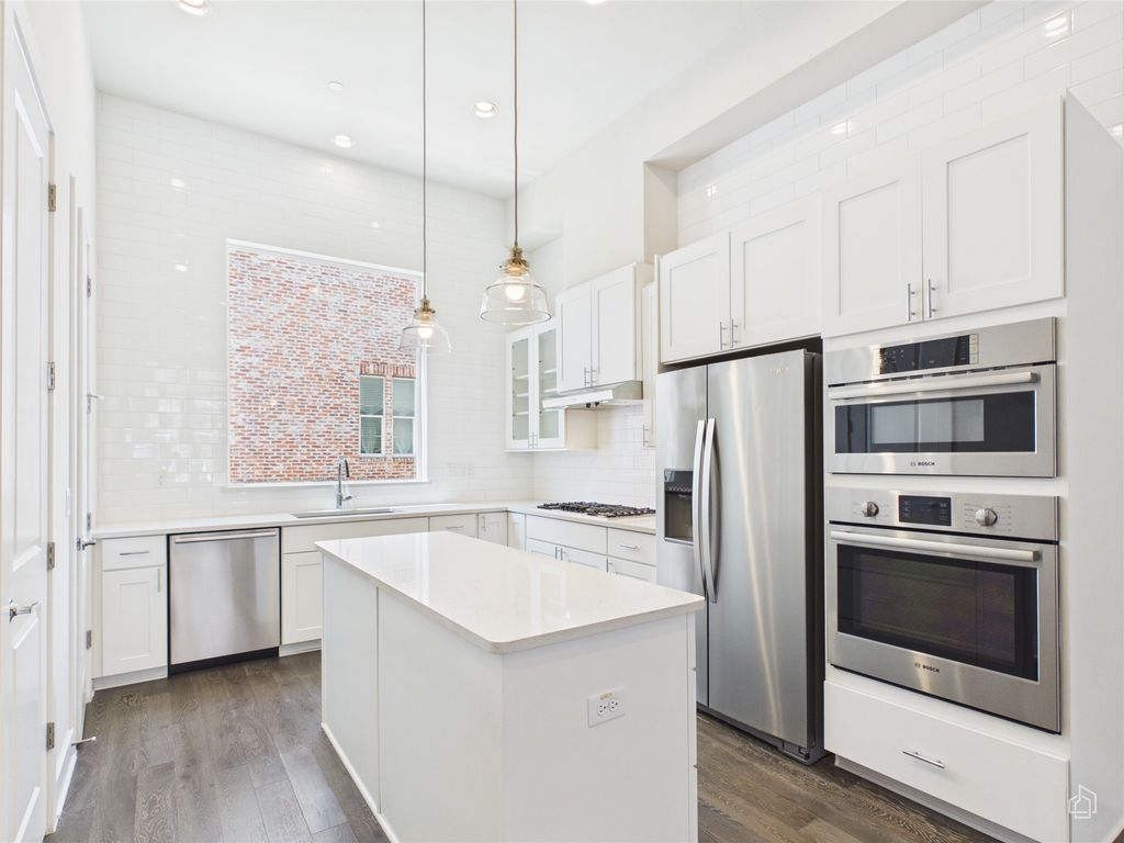 1308 Tinnin Ford Road 14, Austin