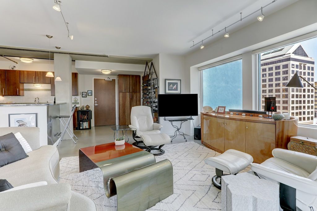 800 Brazos Street 1107, Austin