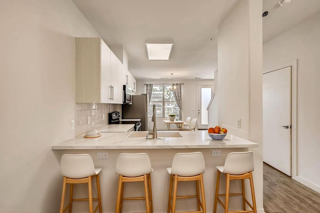7805 Cooper Lane 206, Austin