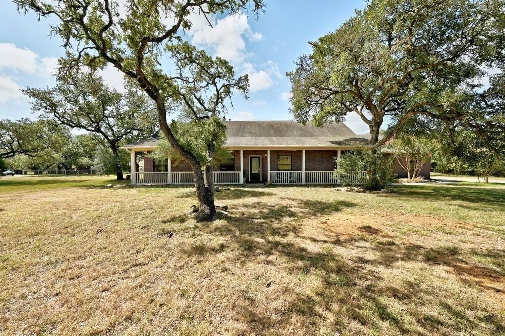 200 Oak Hollow Lane, Buda
