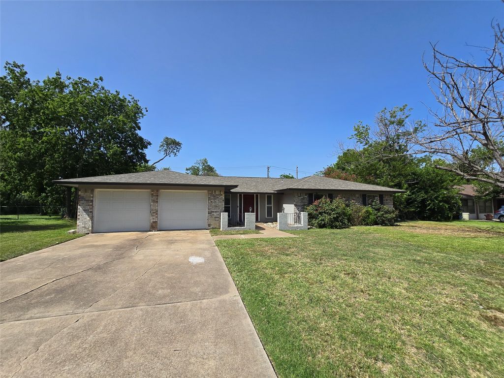 205 E Cherokee Drive, Harker Heights