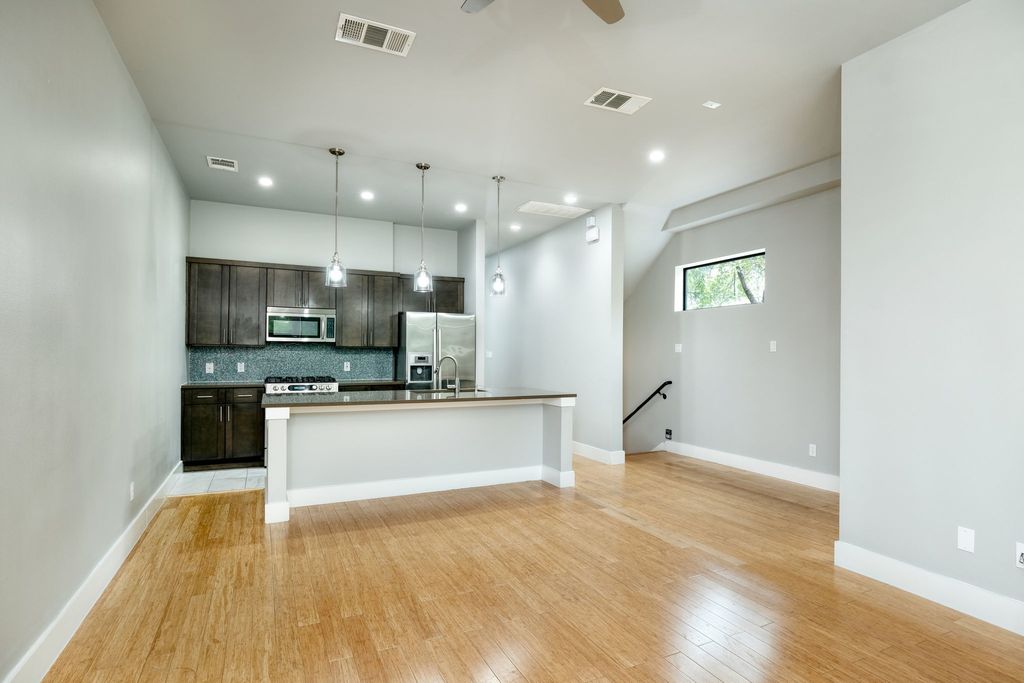 3000 Speedway Street E, Austin
