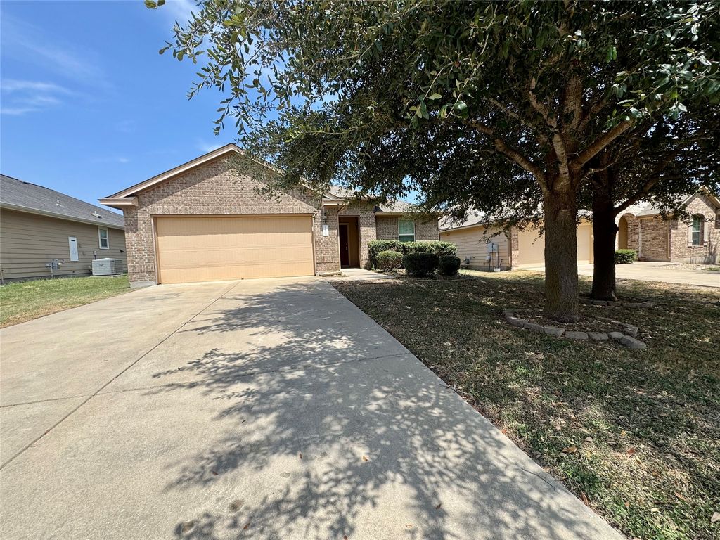 112 Beargrass Drive, Kyle