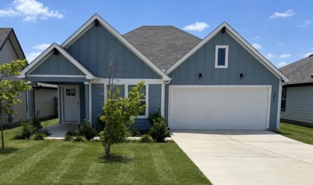 204 Sweetwater Creek Lane, Hutto