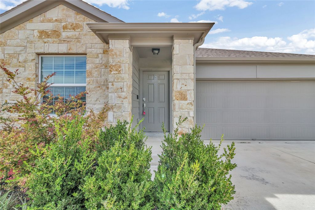 21316 Quick Fox Drive, Pflugerville