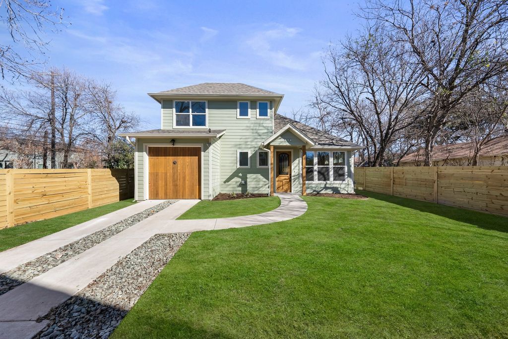 512 W Saint Johns Avenue B (back Unit), Austin