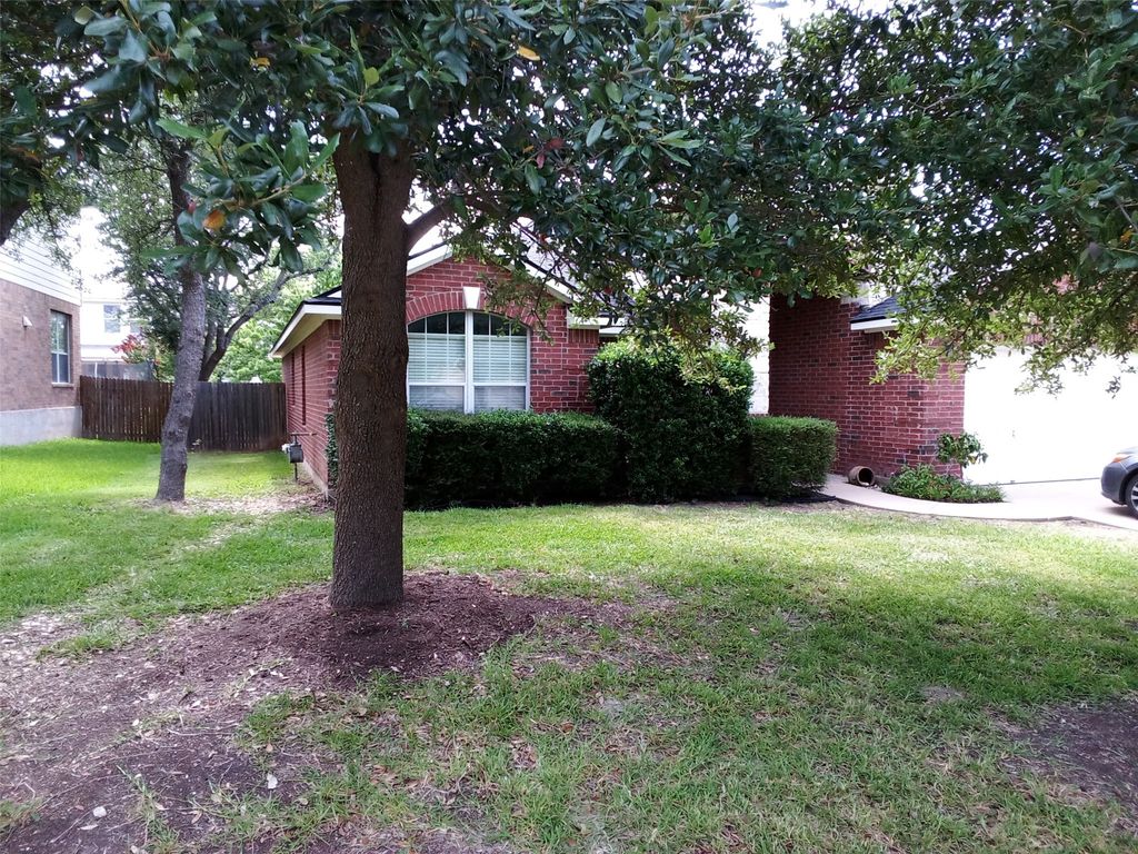 2412 Tumbling River Drive, Leander