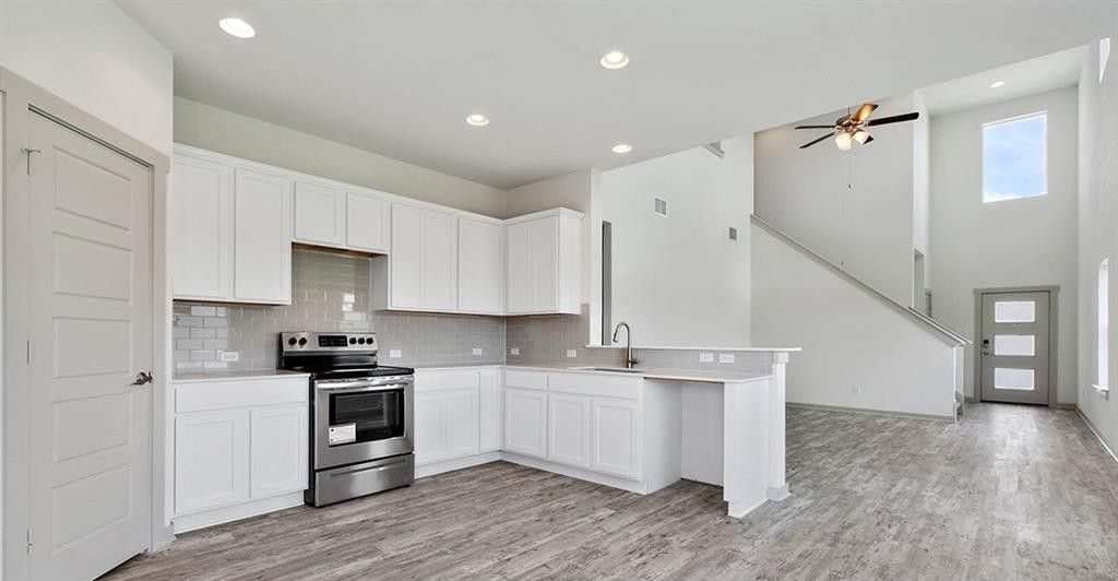 128 New Hampton Way, San Marcos