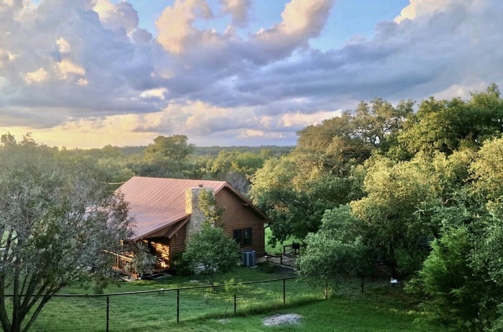 623 Appaloosa Drive, Fischer