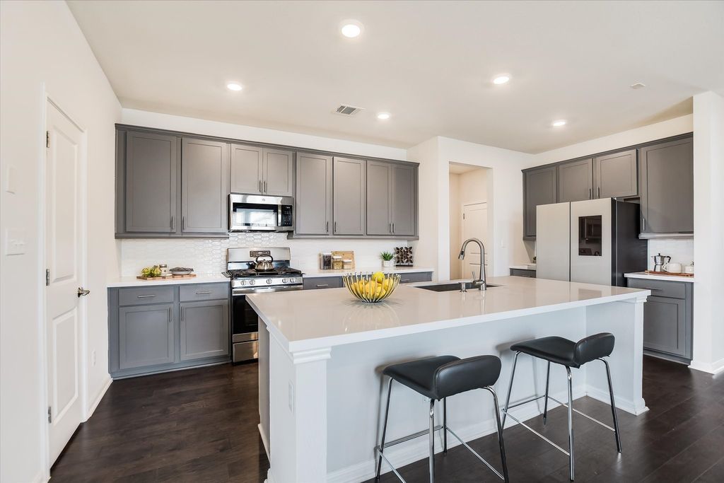 512 Voyage Trace, Leander
