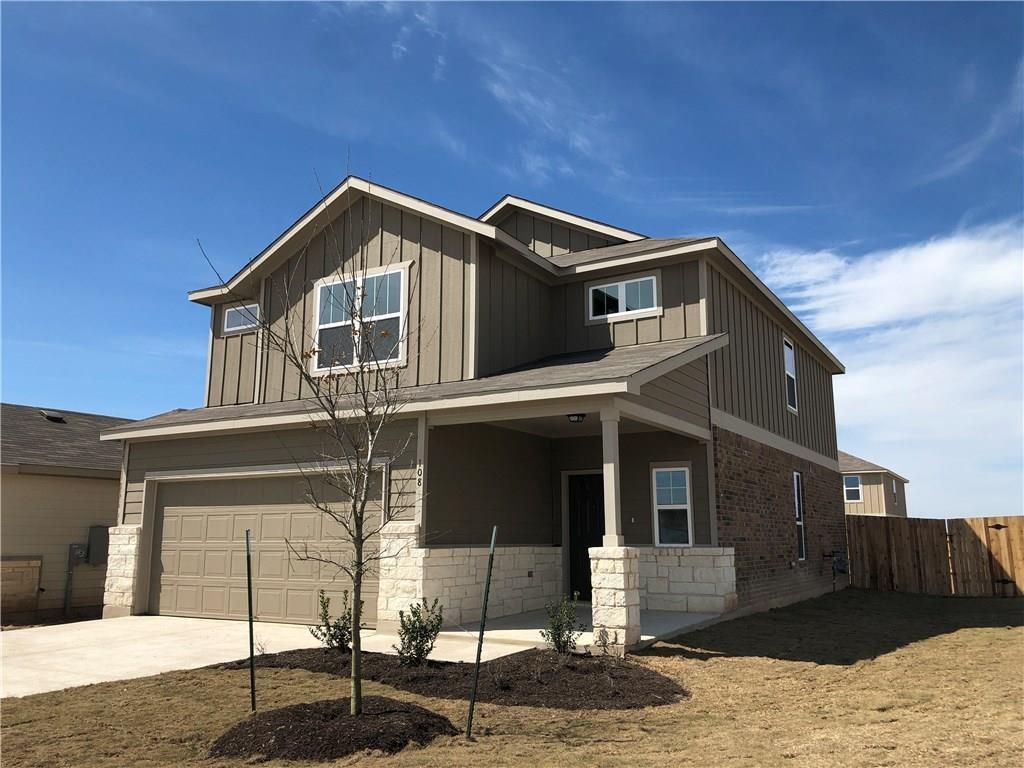 108 Yellowbark Street, Buda