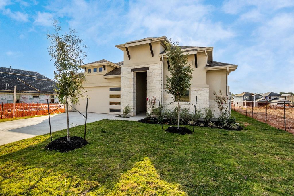 320 Coral Gate Trail, Kyle