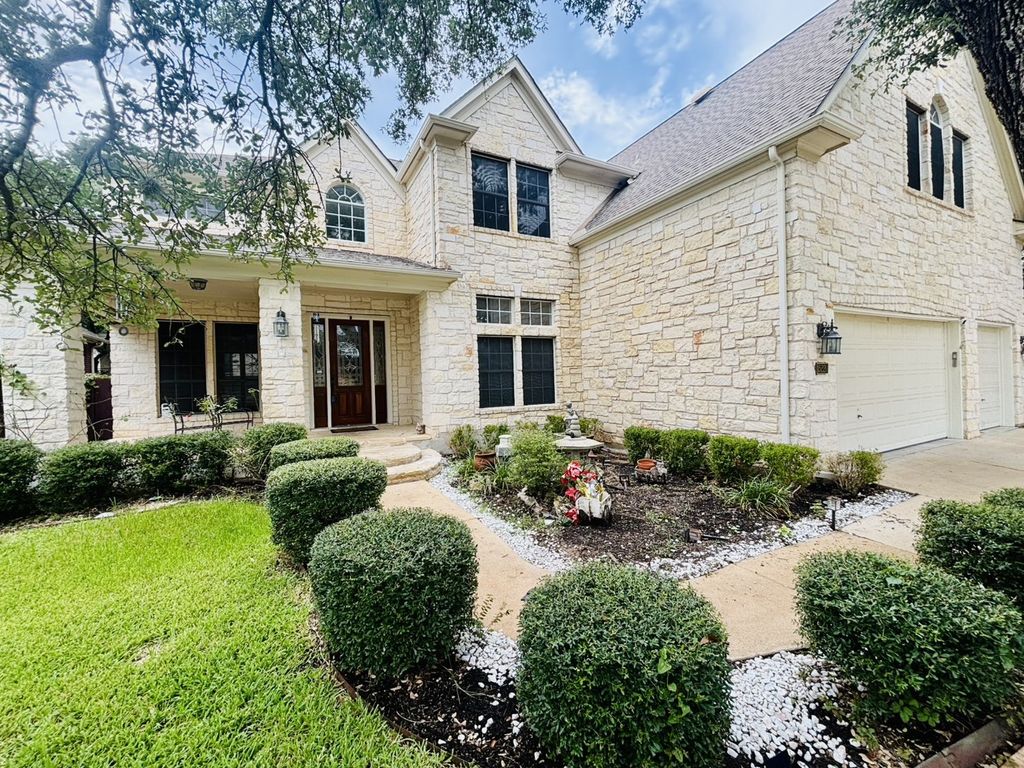 15220 Calaveras Drive, Austin