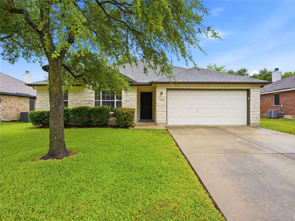 1004 Downridge Drive, Leander