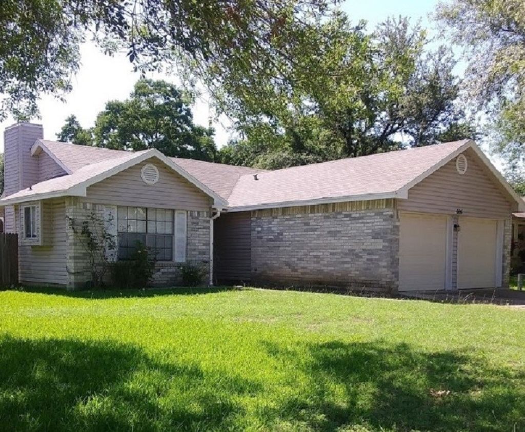605 Elder Way, Round Rock