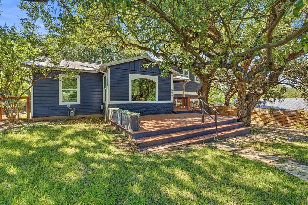 1506 Chelsea Lane, Austin