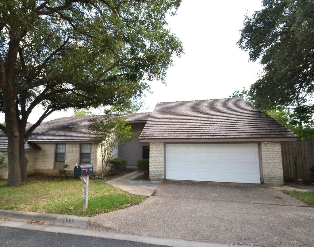 8833 Tallwood Drive, Austin