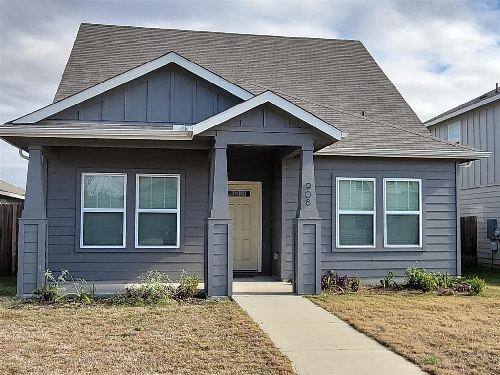 908 Main Street, Hutto