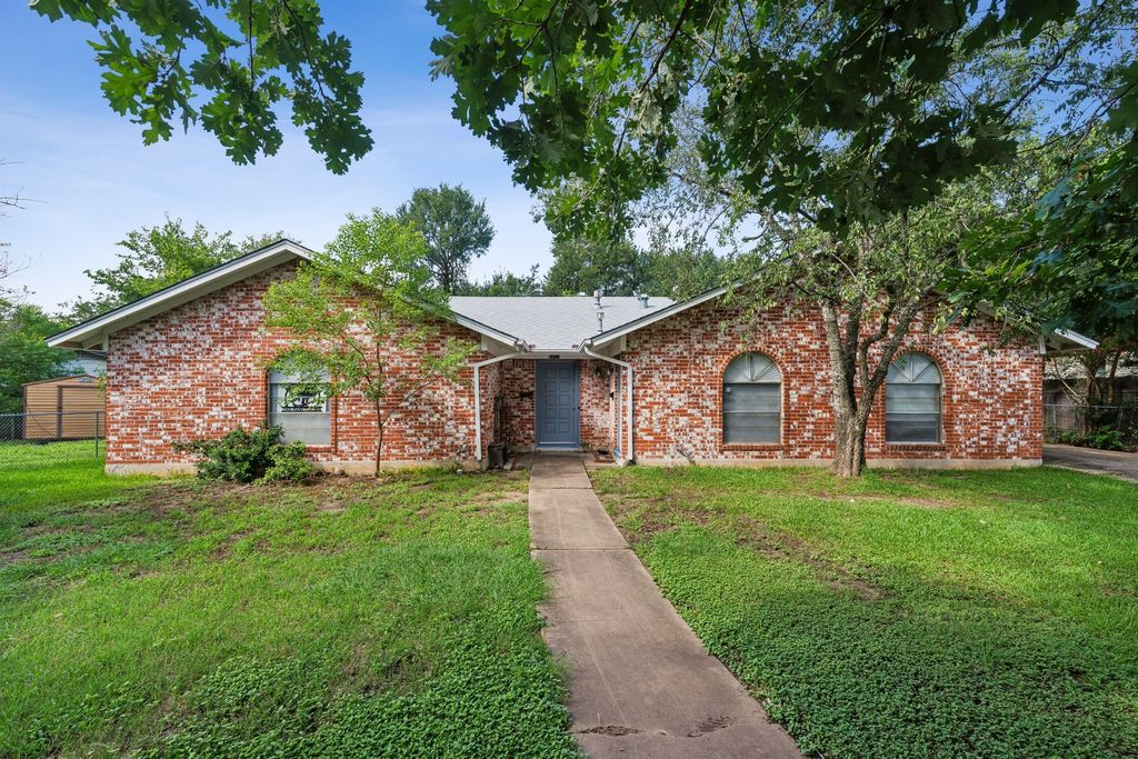4713 Sagebrush Trail B, Austin