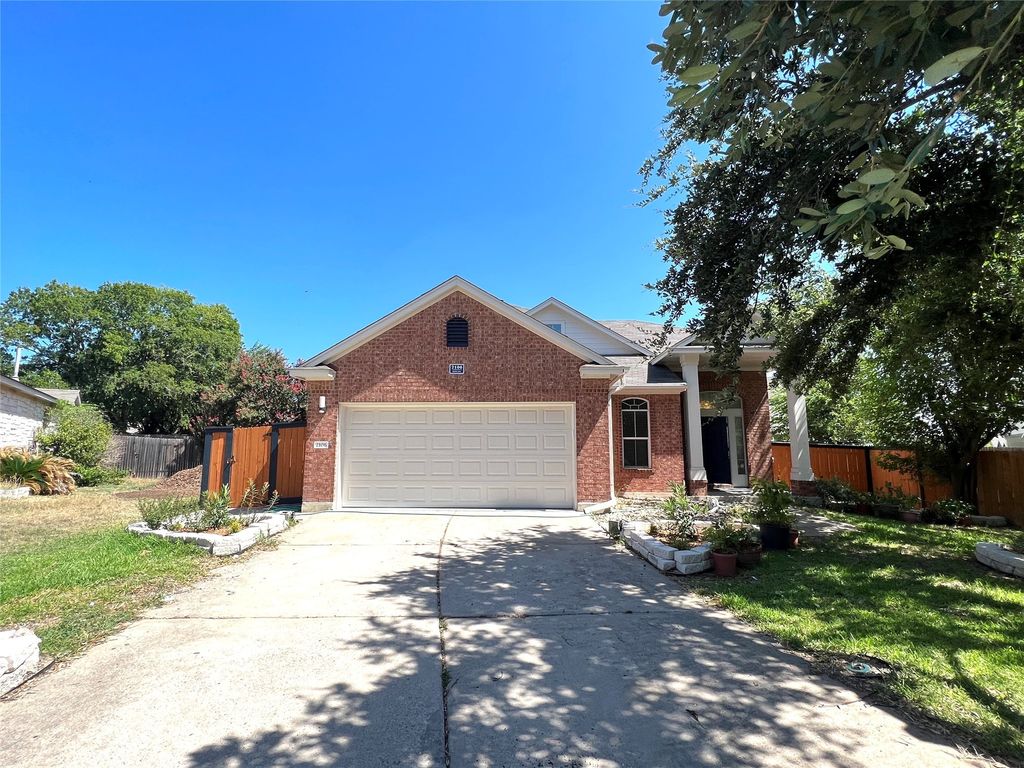 2106 Huxley Lane, Round Rock