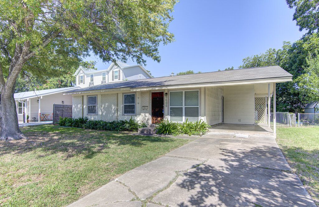 8406 Burrell Drive, Austin