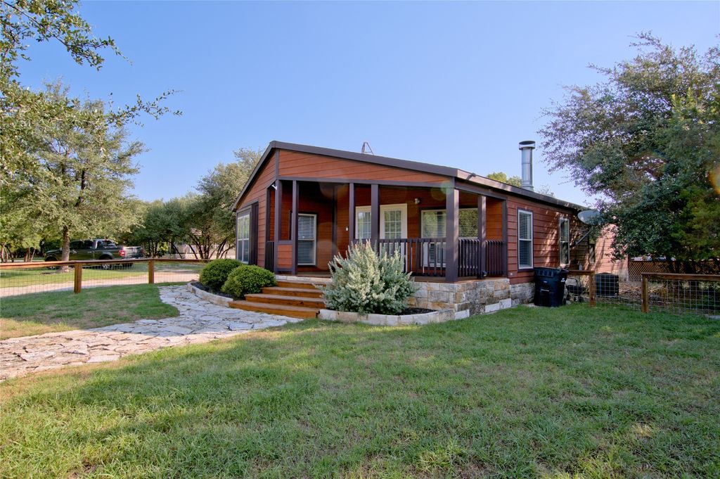 631 County Road 270, Leander
