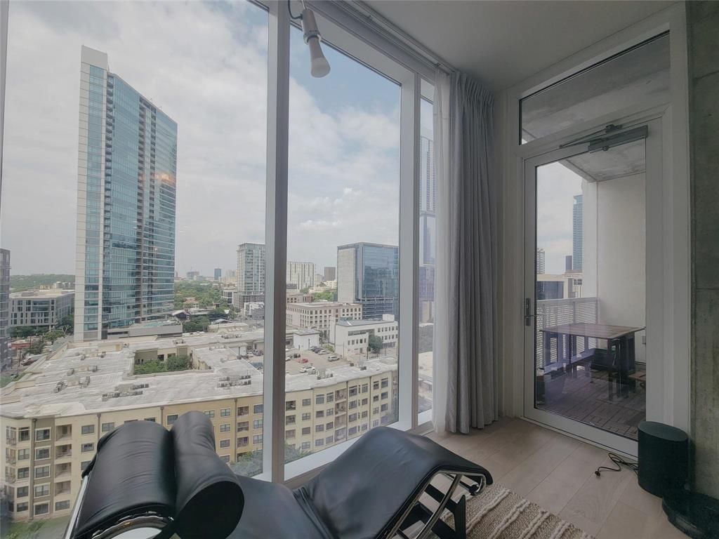 301 West Avenue 1203, Austin