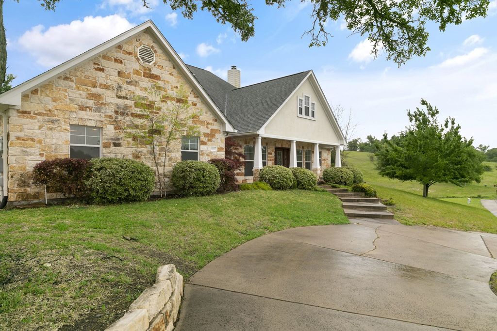 1903 Sarah Cove, Taylor