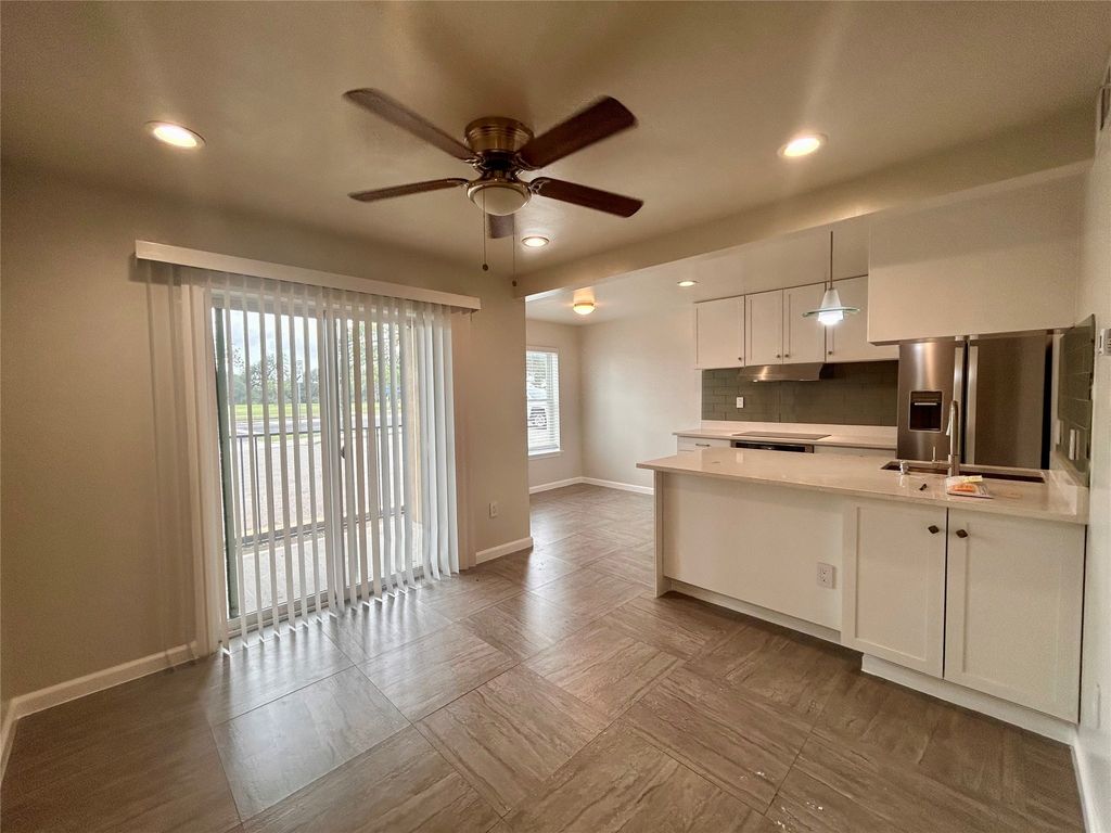 901 E 40th Street 102, Austin