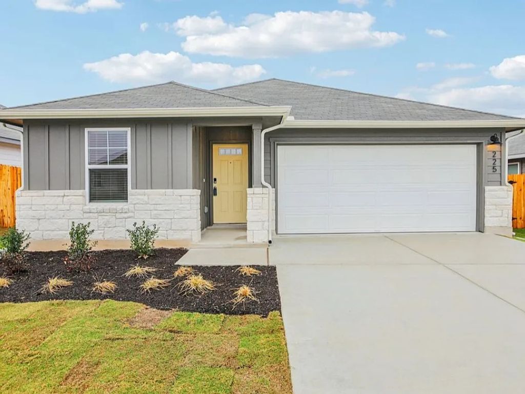 225 Little Green Trail, Jarrell
