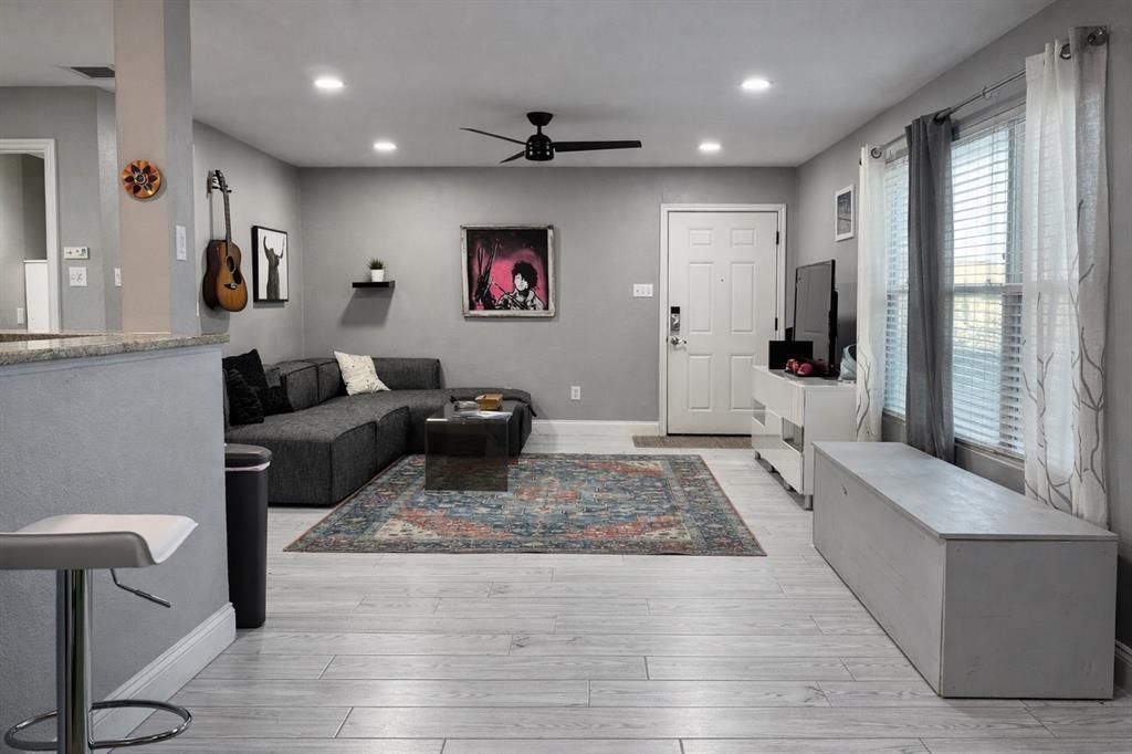 2450 Ashdale Drive 210, Austin
