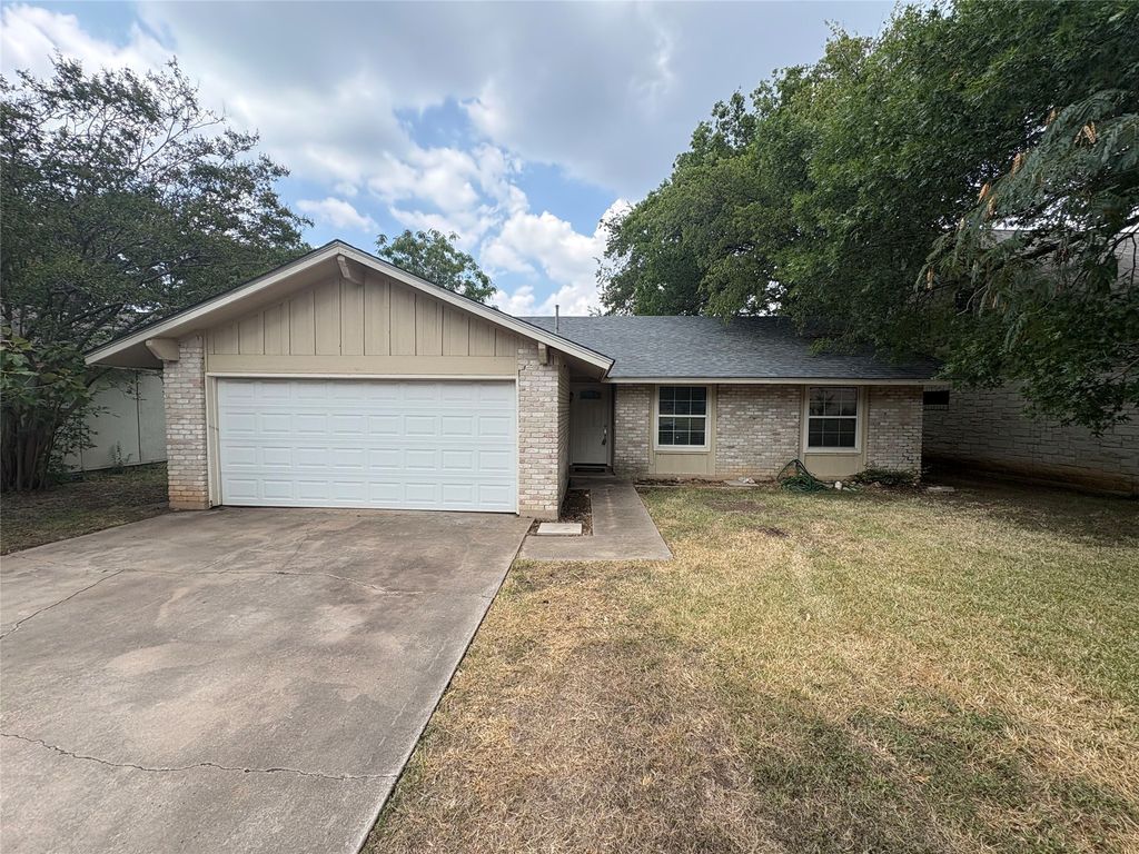10106 Missel Thrush Drive, Austin