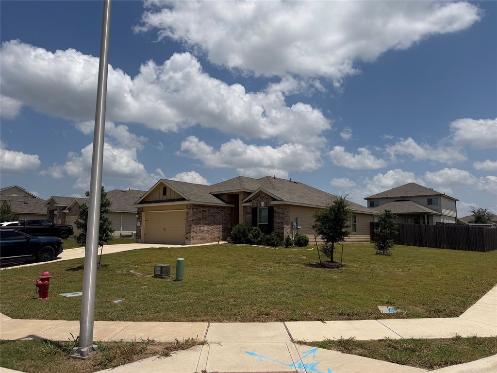 224 Blooming Trail, Kyle